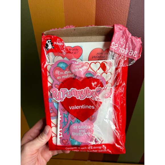 Vintage Valentine’s Day cards PJfunny bunny hello kitty opened - some missing - Picture 2 of 7